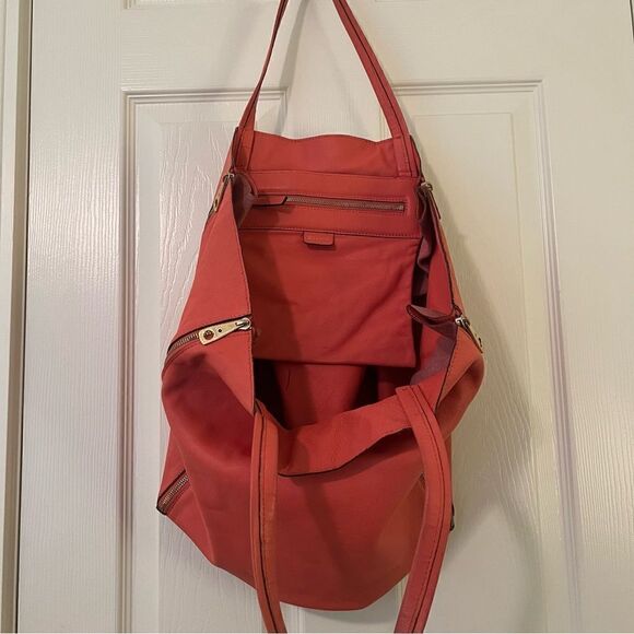 Céline Horizontal Cabas Tote Bag With Zippers - Picture 13 of 16